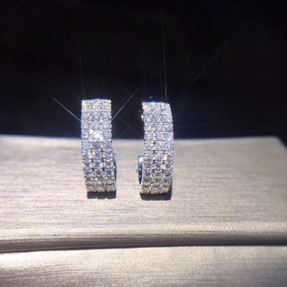 NEW 18K White Gold Triple Diamond Hoop Earrings - Picture 6 of 6